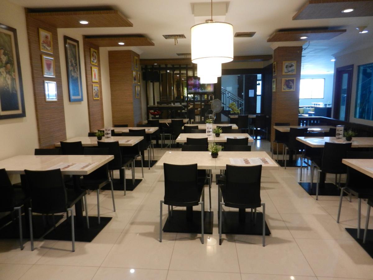 Karsa Utama Hotel Jakarta Exteriér fotografie